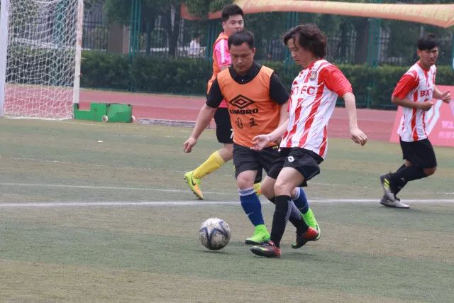 格林炸裂隔扣火箭险胜活塞 步行者力克尼克斯